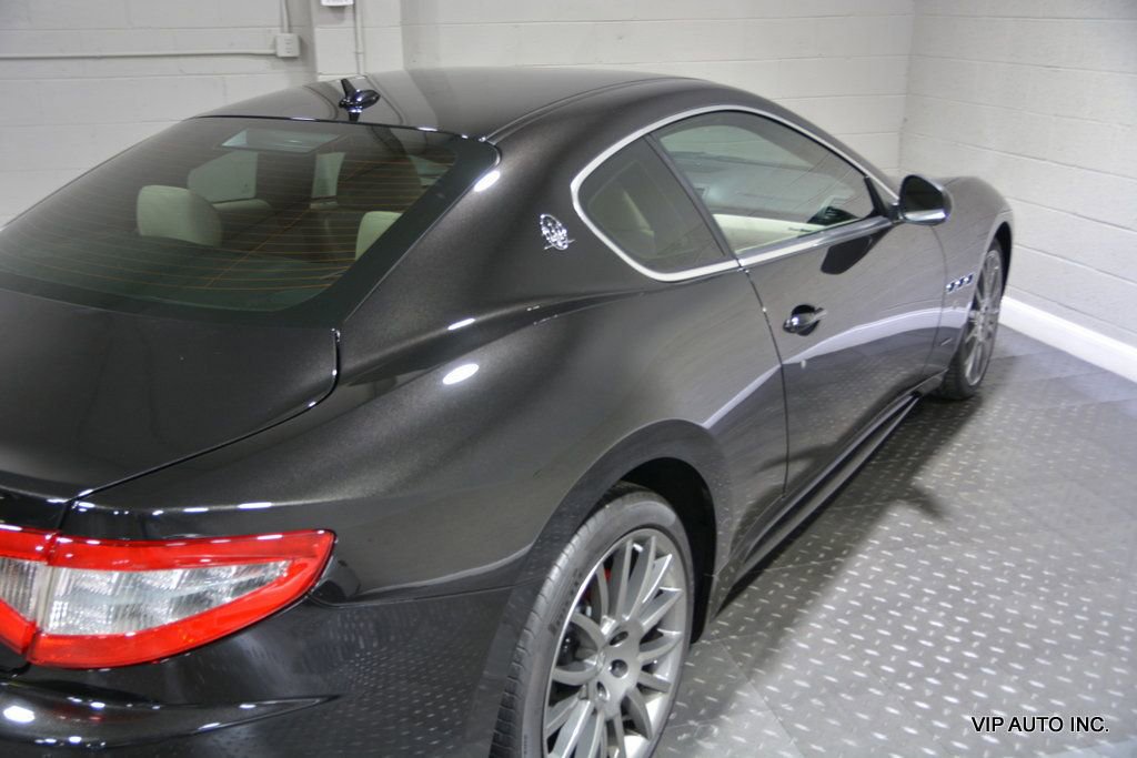Used 2011 Maserati GranTurismo S image 16