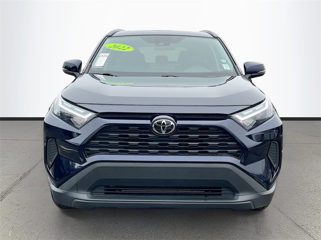 Used 2022 Toyota RAV4 XLE image 2