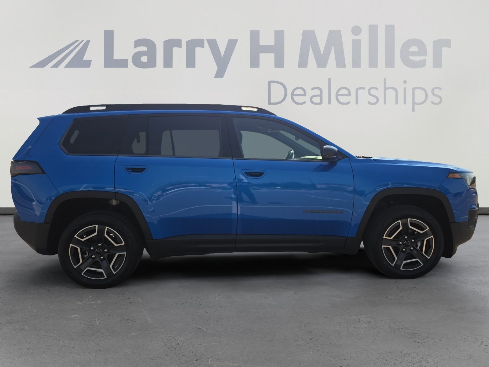 New 2026 Jeep Cherokee Laredo AWD/4WD image 6