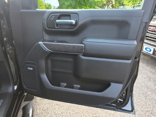 Used 2019 Chevrolet Silverado 1500 LTZ w/ LTZ Plus Package AWD/4WD image 9