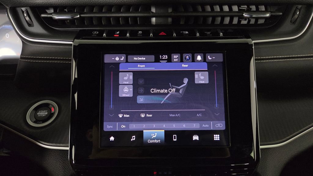 Used 2023 Jeep Grand Cherokee L Laredo AWD/4WD image 25