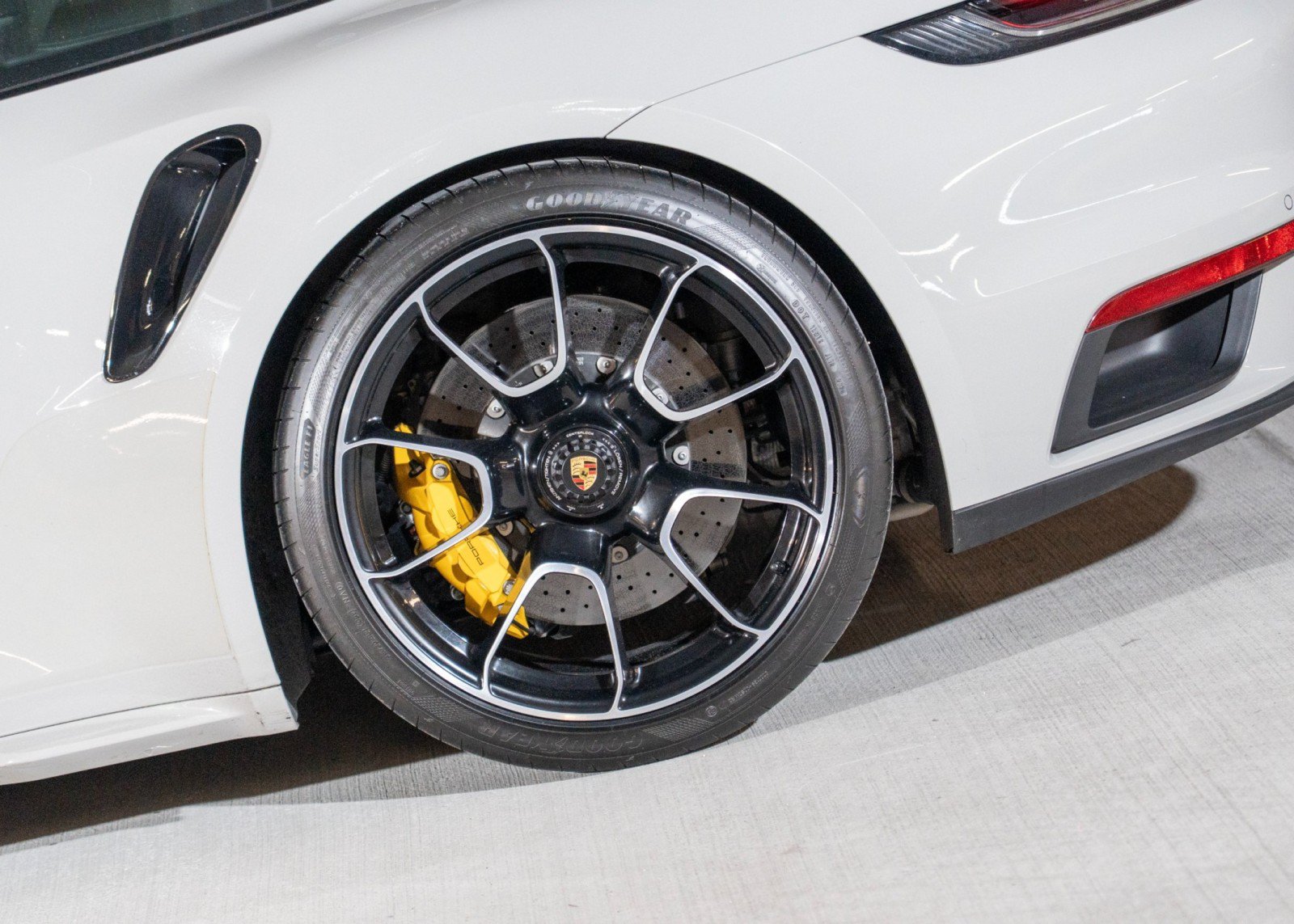 Certified 2024 Porsche 911 Turbo S AWD/4WD image 11