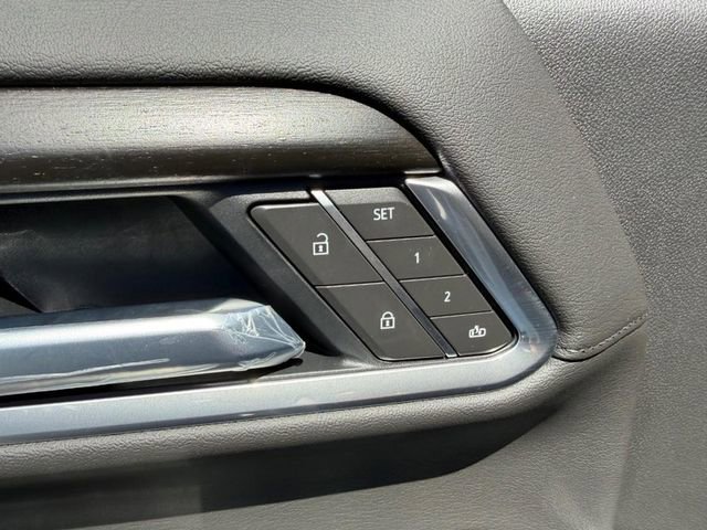 New 2026 GMC Sierra 3500 Denali w/ Denali Reserve Package AWD/4WD image 19