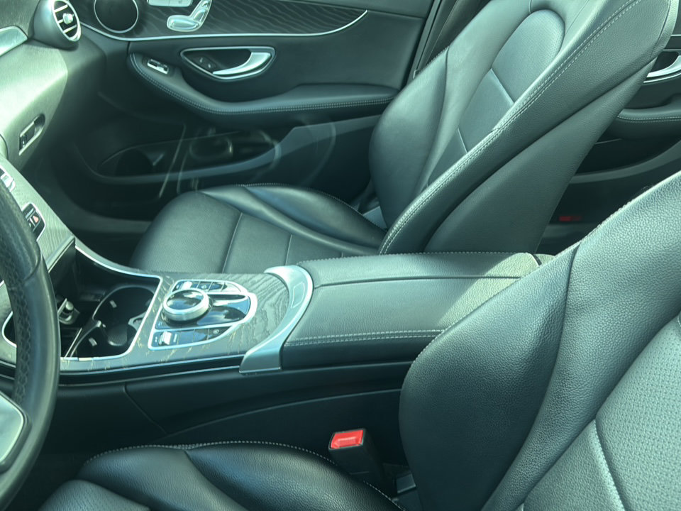 Used 2017 Mercedes-Benz C 300 4MATIC Sedan image 2