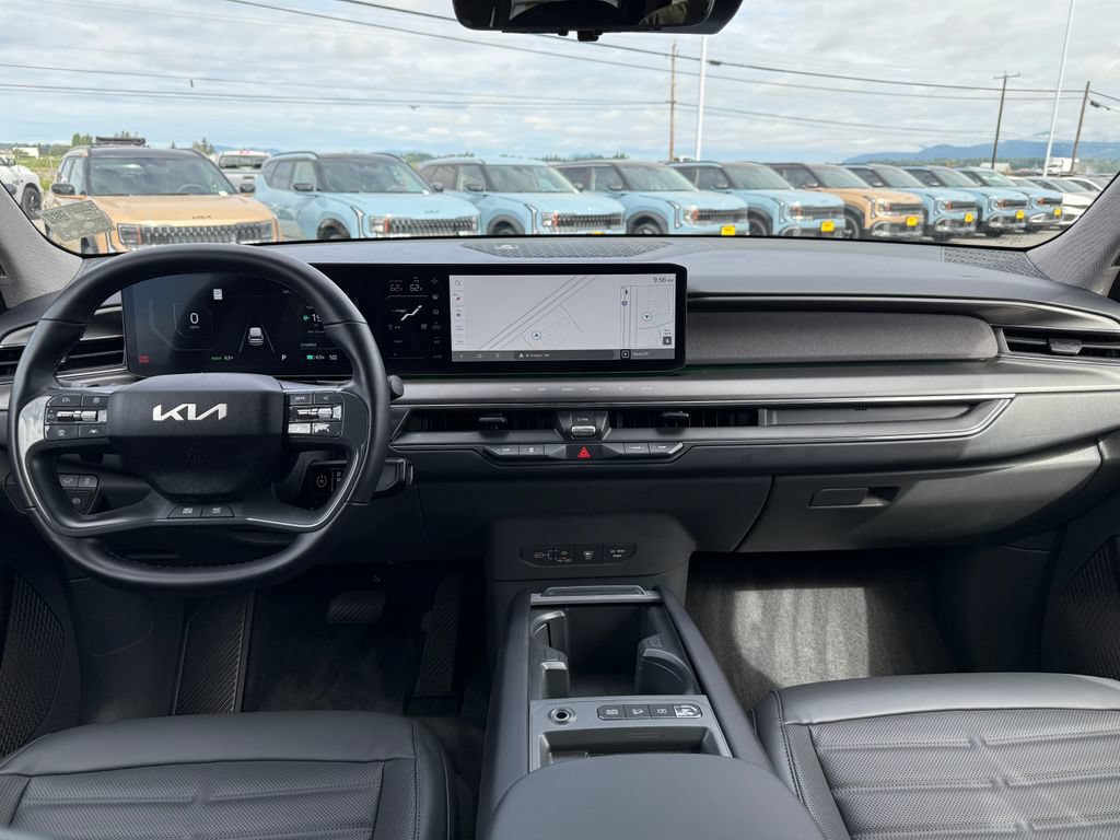 Certified 2024 Kia EV9 Land w/ Towing Package AWD/4WD image 22