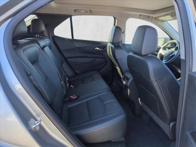 Used 2023 Chevrolet Equinox Premier image 17