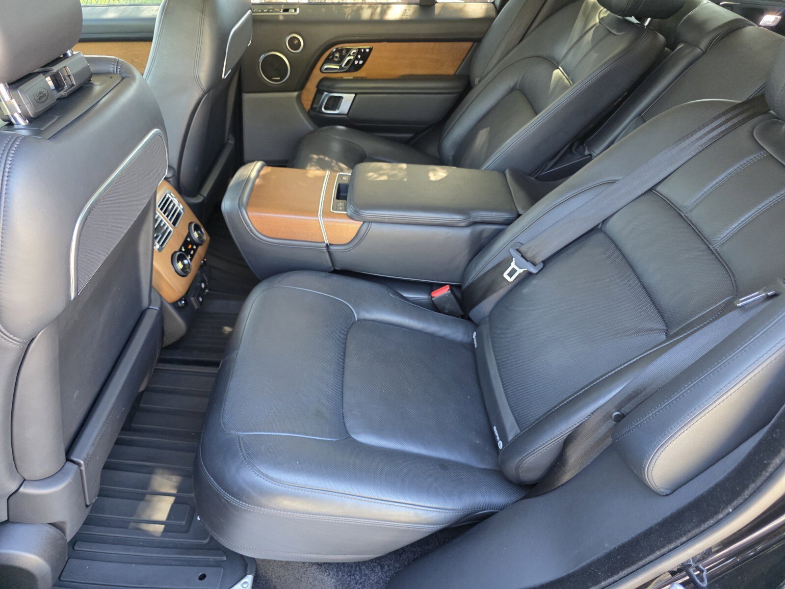 Used 2020 Land Rover Range Rover Autobiography AWD/4WD image 14