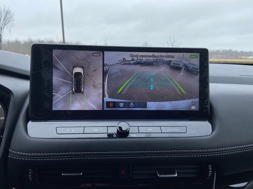 Used 2024 Nissan Rogue SL image 29