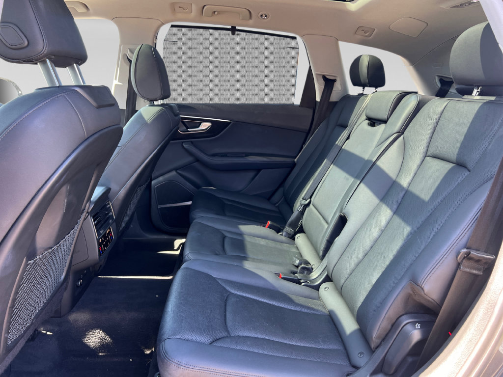 Used 2023 Audi Q7 3.0T Premium Plus w/ Premium Plus Package AWD/4WD image 26