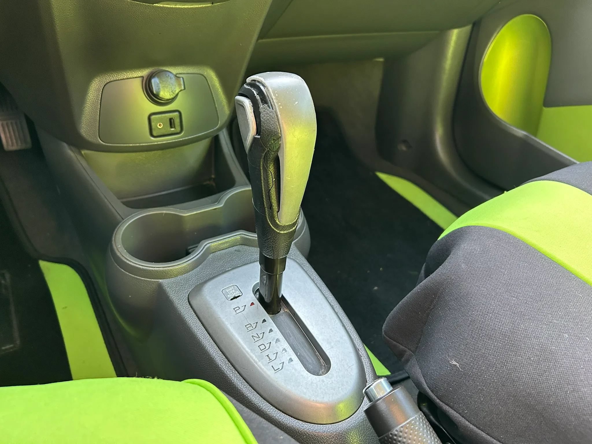 Used 2013 Chevrolet Spark LT FWD image 23