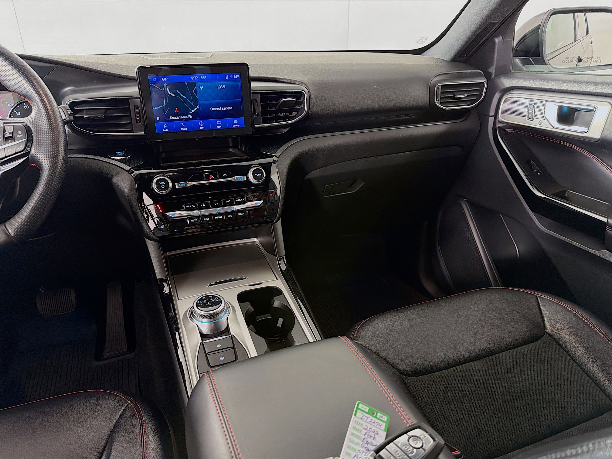 Used 2022 Ford Explorer ST-Line image 25