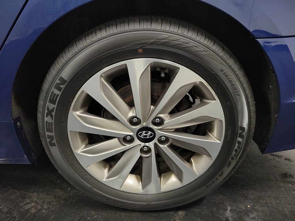 Used 2017 Hyundai Sonata Sport w/ Value Edition Package 02 image 11