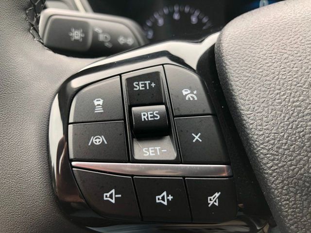 Used 2022 Ford Escape SEL image 4