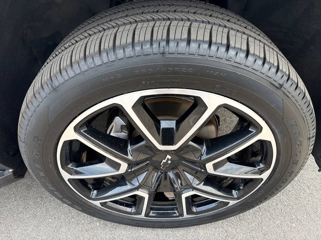 Used 2023 Chevrolet Tahoe RST AWD/4WD image 35