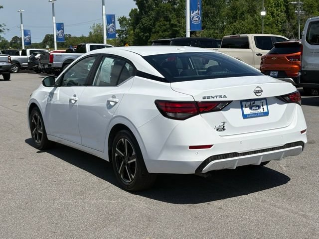 Used 2025 Nissan Sentra SV FWD image 3