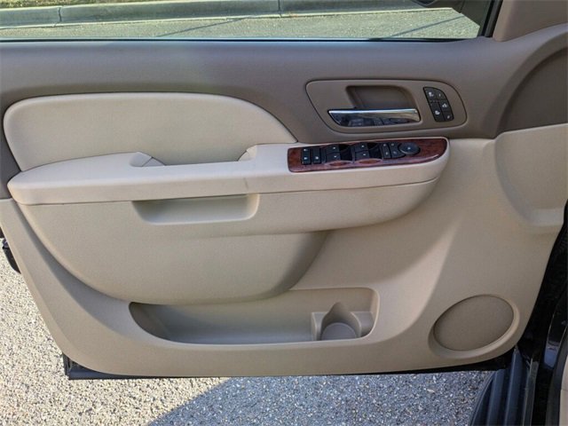 Used 2013 GMC Yukon SLT w/ SLT-2 Equipment Package image 21