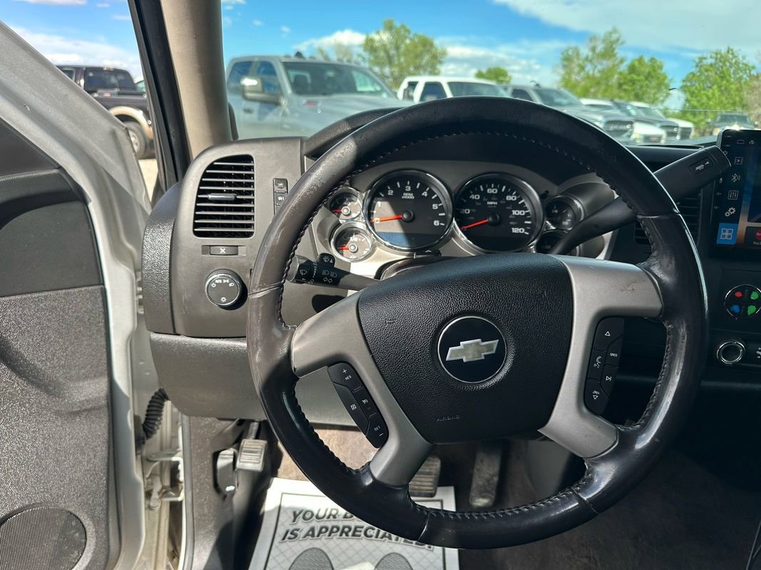 Used 2010 Chevrolet Silverado 1500 LT w/ Power Pack Plus AWD/4WD image 36