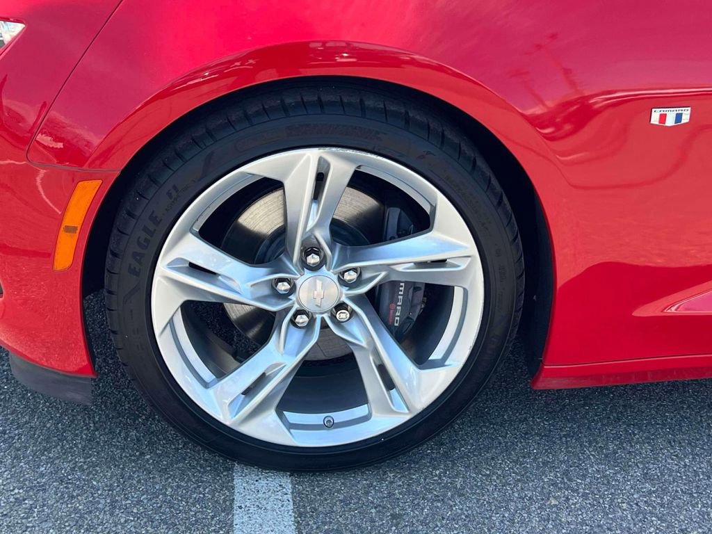 Used 2024 Chevrolet Camaro SS RWD image 9