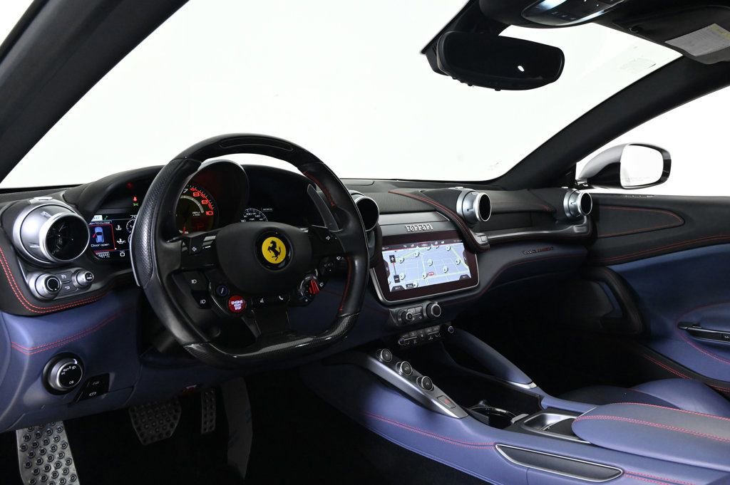 Used 2018 Ferrari GTC4Lusso T image 3