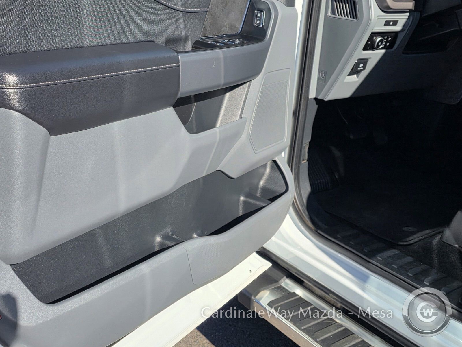 Used 2025 Ford F150 XLT w/ Equipment Group 301A Standard image 11