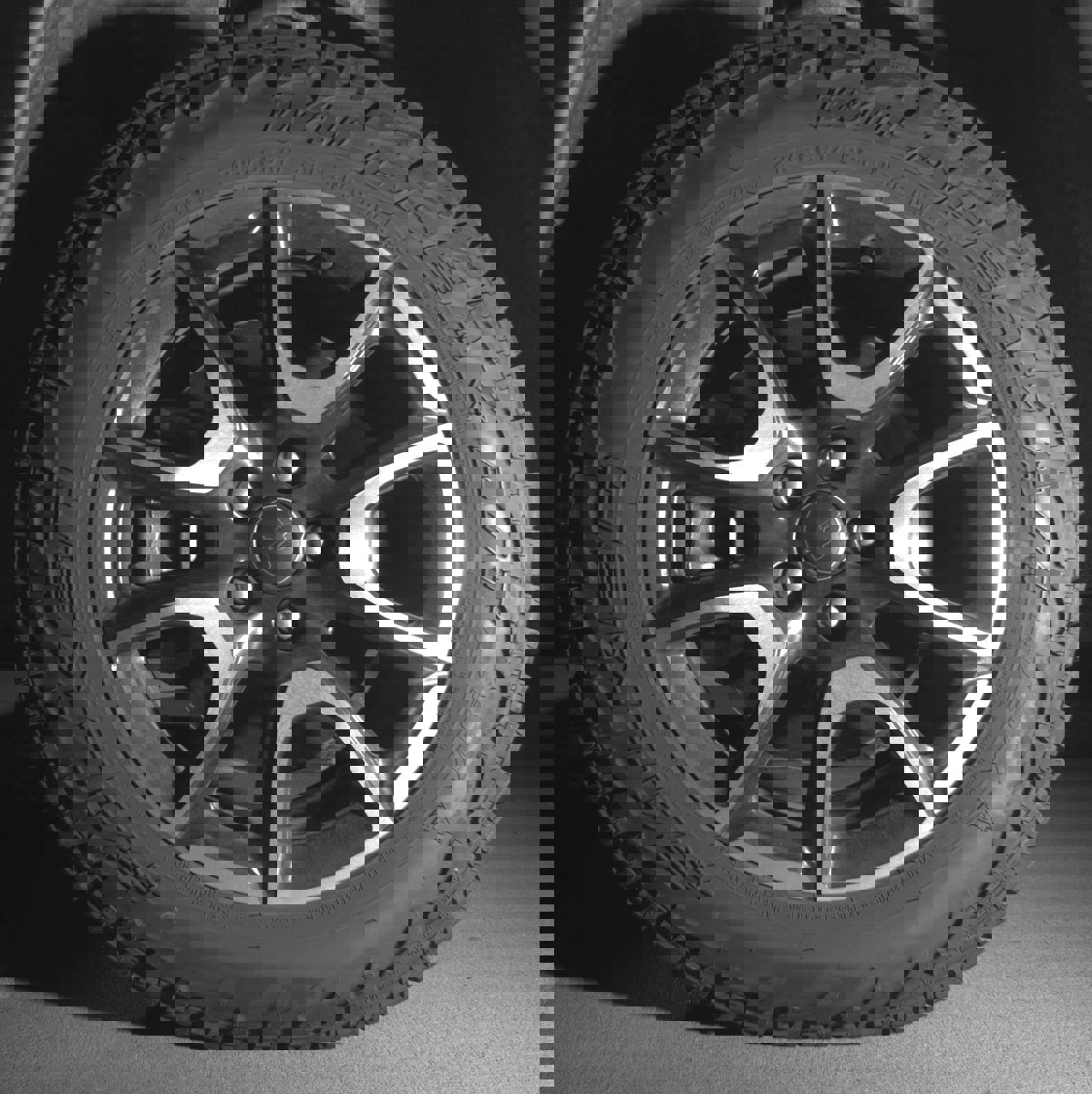 Used 2025 Jeep Compass Trailhawk image 9