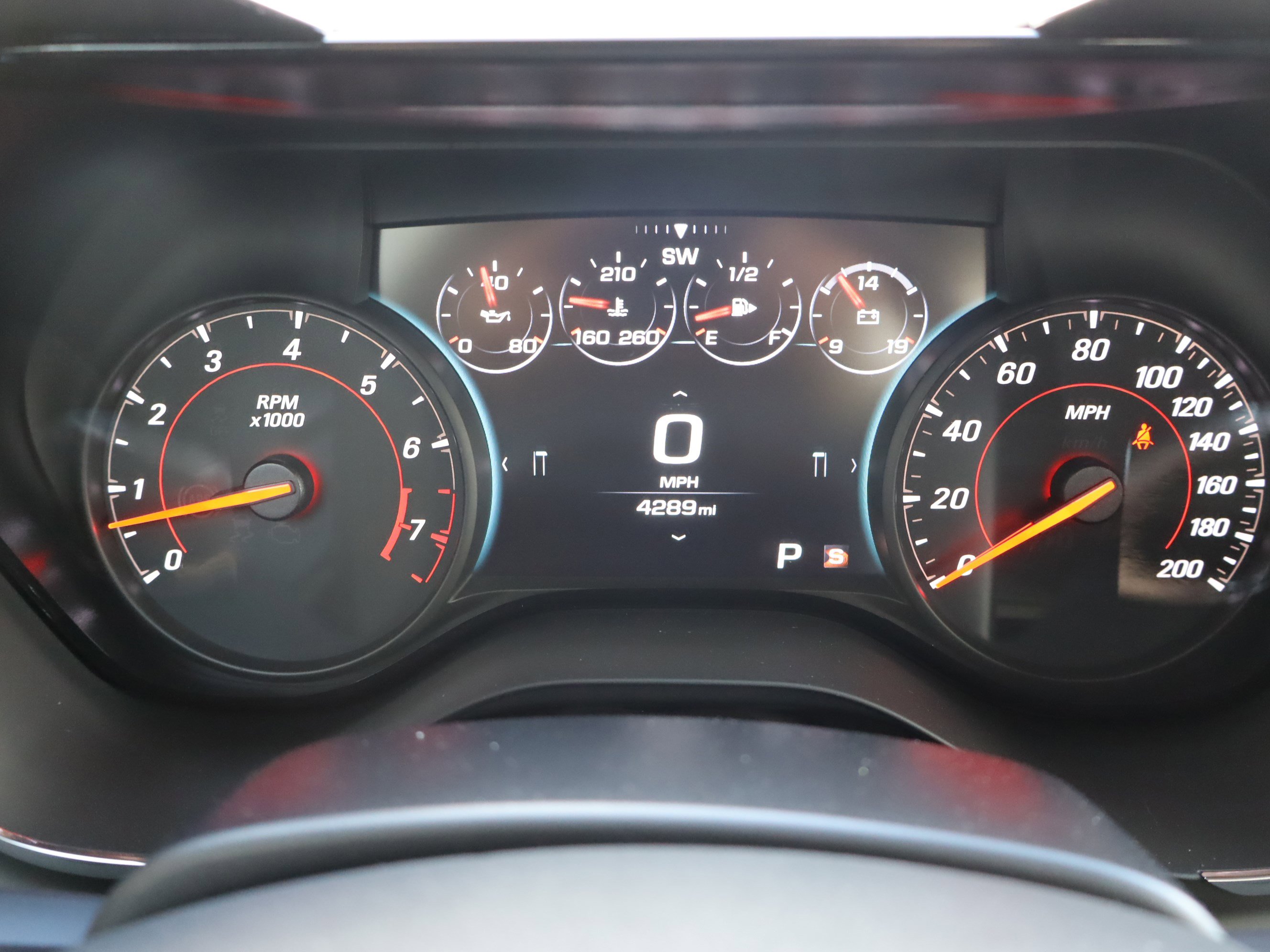 Used 2018 Chevrolet Camaro SS image 23