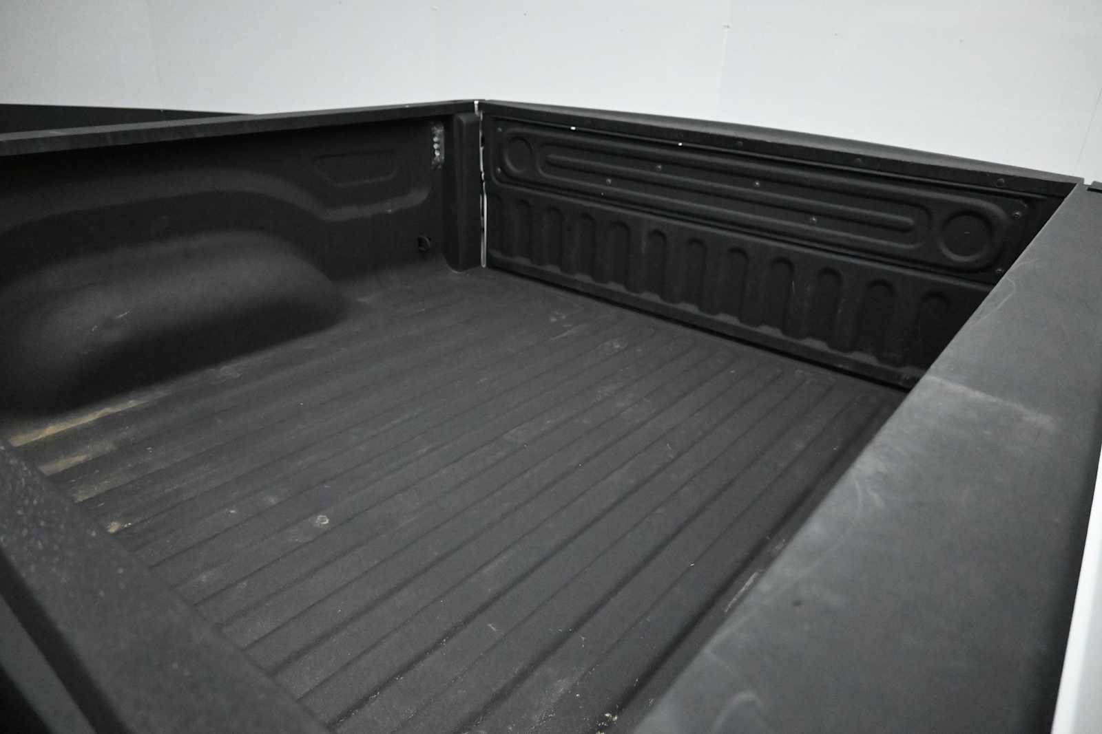 Used 2022 RAM 1500 Tradesman w/ Chrome Appearance Group AWD/4WD image 21