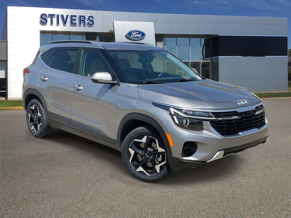 Used 2024 Kia Seltos EX