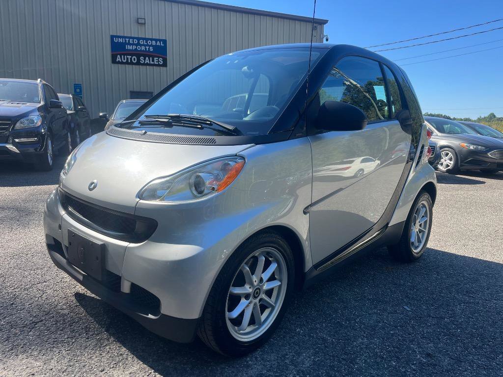 Used 2008 smart fortwo pure RWD image 1
