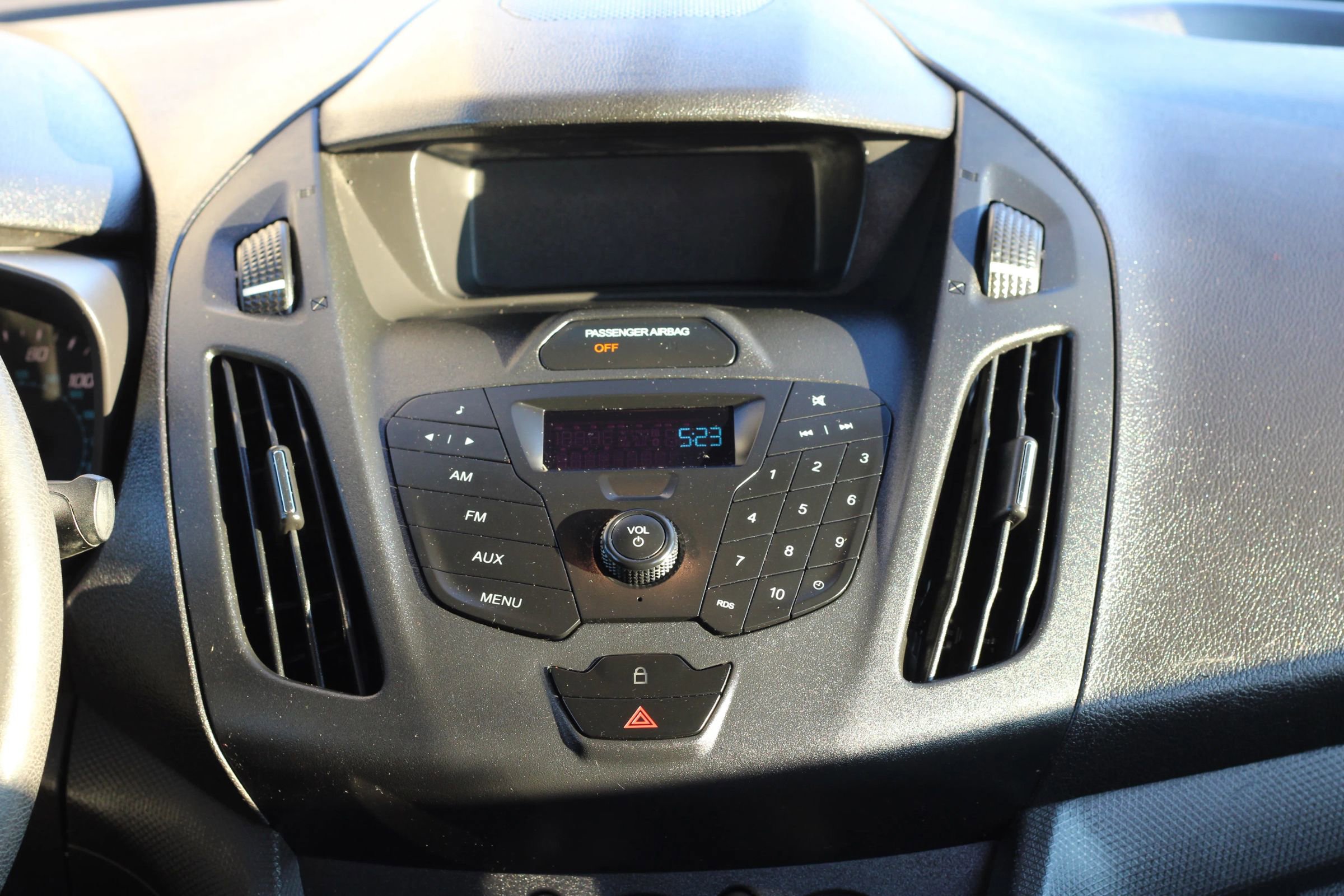 Used 2014 Ford Transit Connect XL image 17