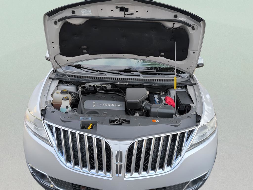Used 2012 Lincoln MKX AWD image 41