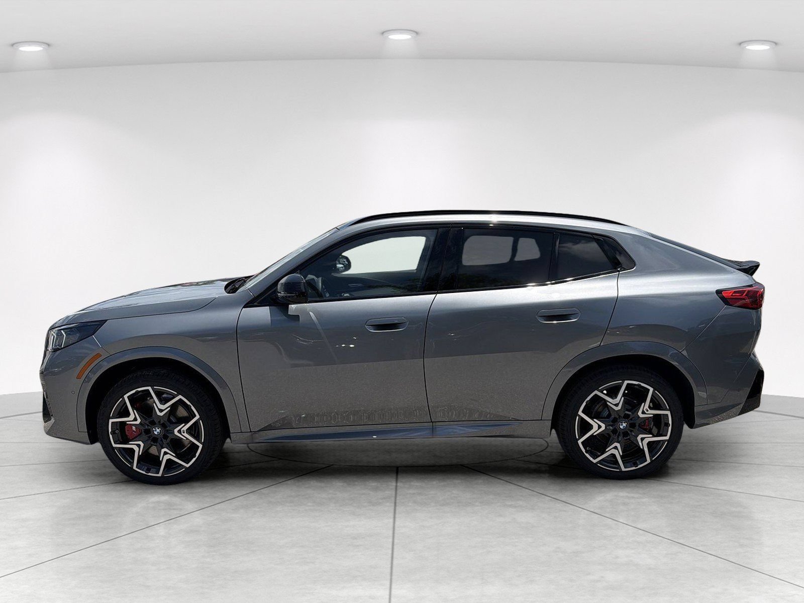 New 2026 BMW X2 xDrive28i w/ M Sport Package AWD/4WD image 7