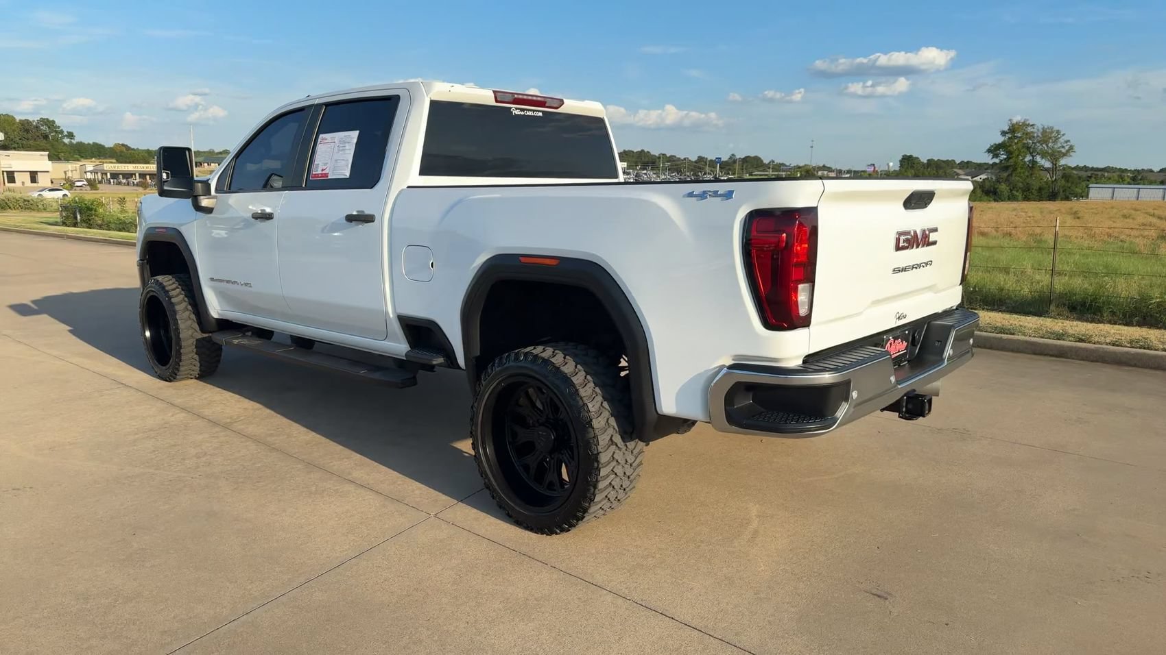 Used 2024 GMC Sierra 3500 Pro AWD/4WD image 5
