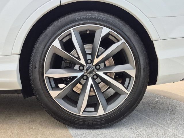 Certified 2023 Audi SQ7 Prestige w/ Prestige Package AWD/4WD image 23