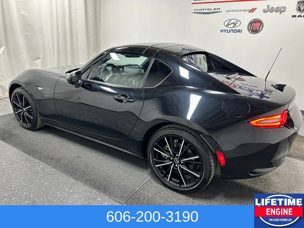 Used 2024 MAZDA MX-5 Miata RF Grand Touring image 2