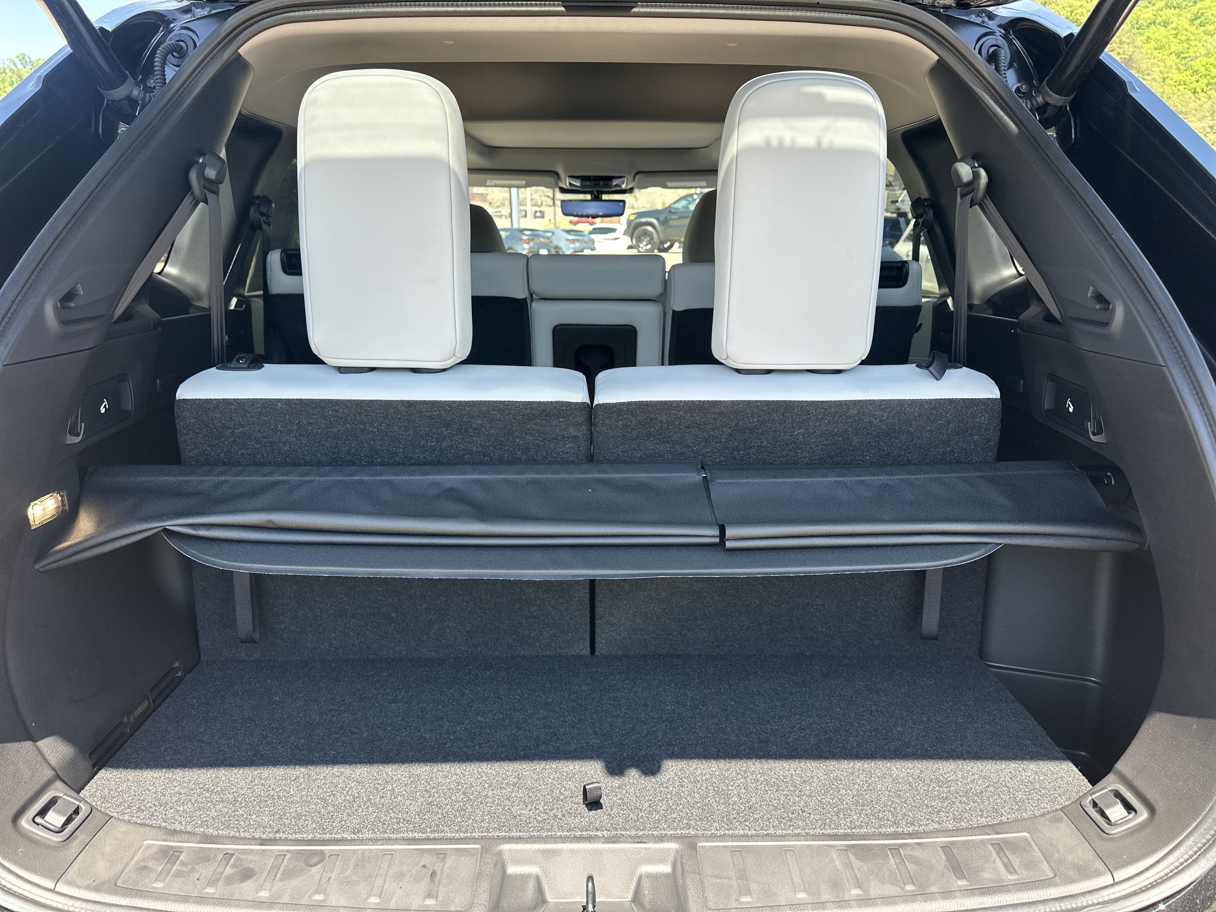 Used 2025 Mitsubishi Outlander AWD image 4