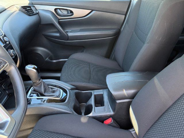 Used 2019 Nissan Rogue Sport S w/ Appearance Package FWD image 9