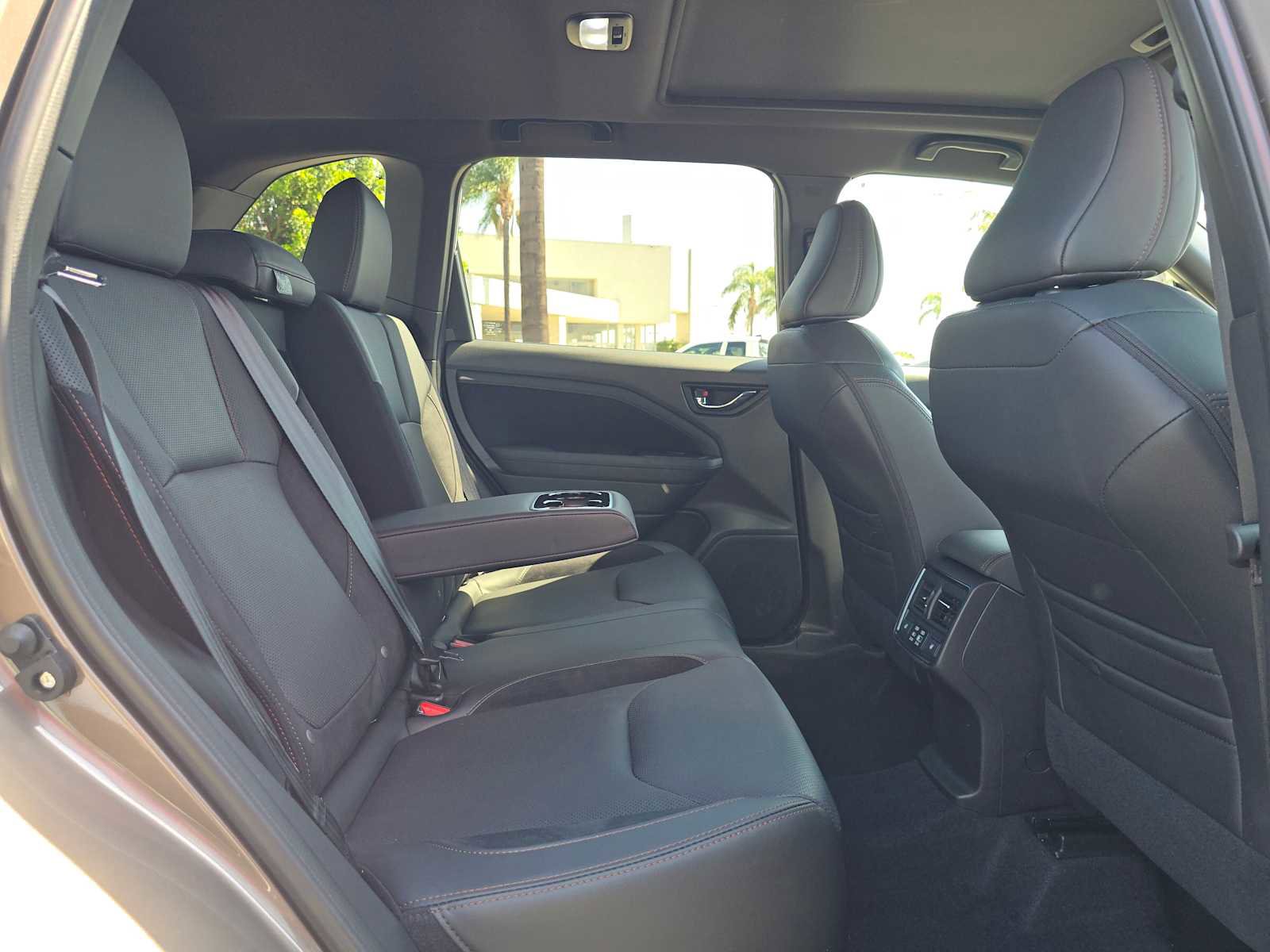 Used 2025 Subaru Forester Touring AWD/4WD image 12