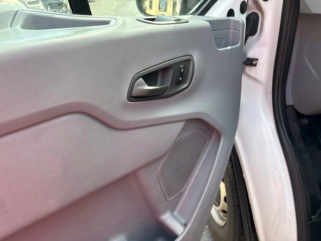 Used 2016 Ford Transit 150 130 Low Roof RWD image 7