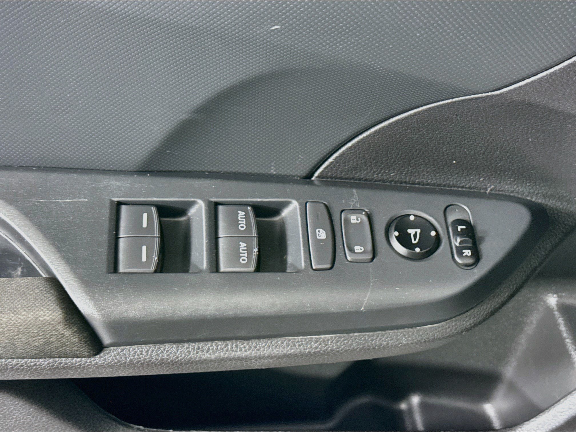 Used 2018 Honda Civic Sport image 23