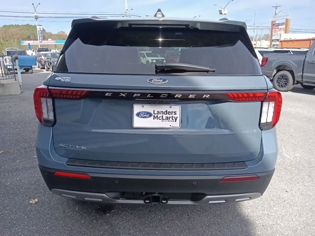 New 2026 Ford Explorer Active w/ Active Comfort Package image 4