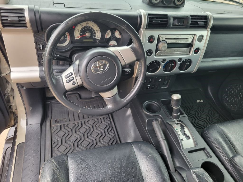 Used 2008 Toyota FJ Cruiser 2WD image 12