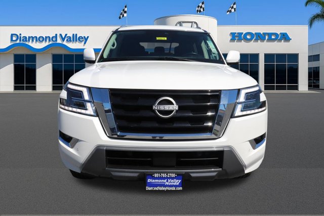 Used 2024 Nissan Armada SV image 2