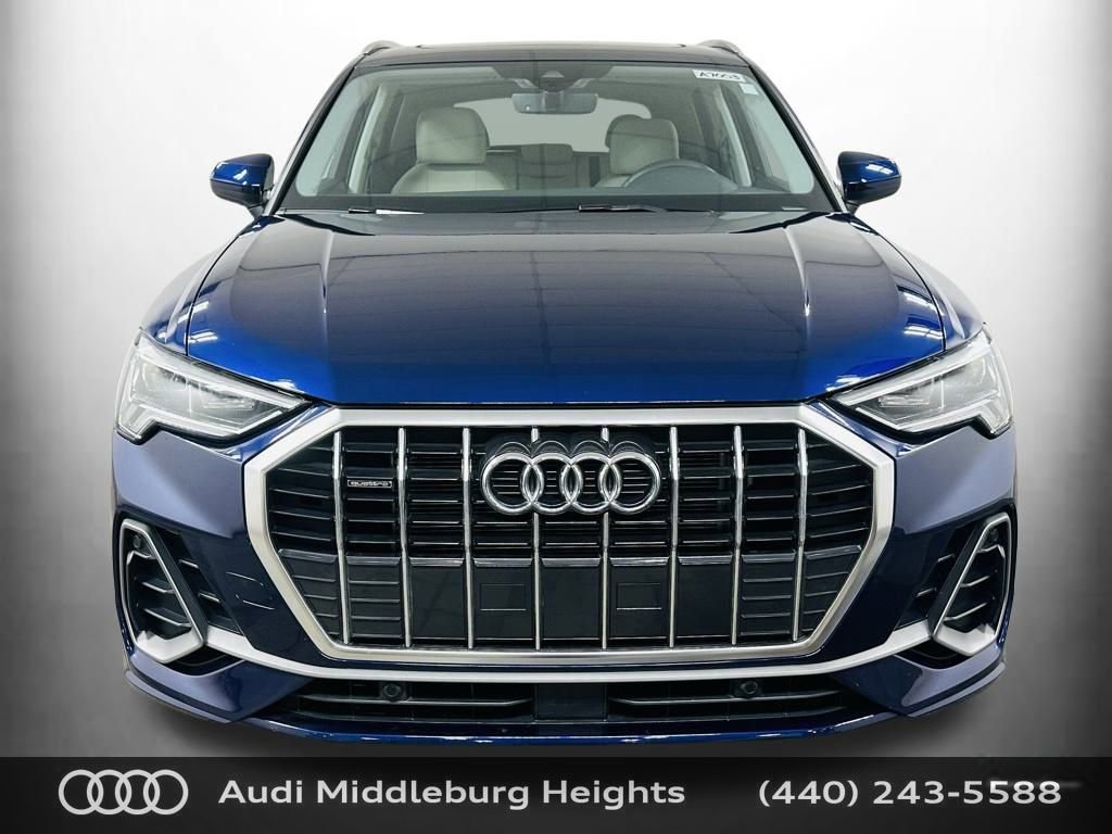 Certified 2025 Audi Q3 2.0T Premium w/ Convenience Package image 2