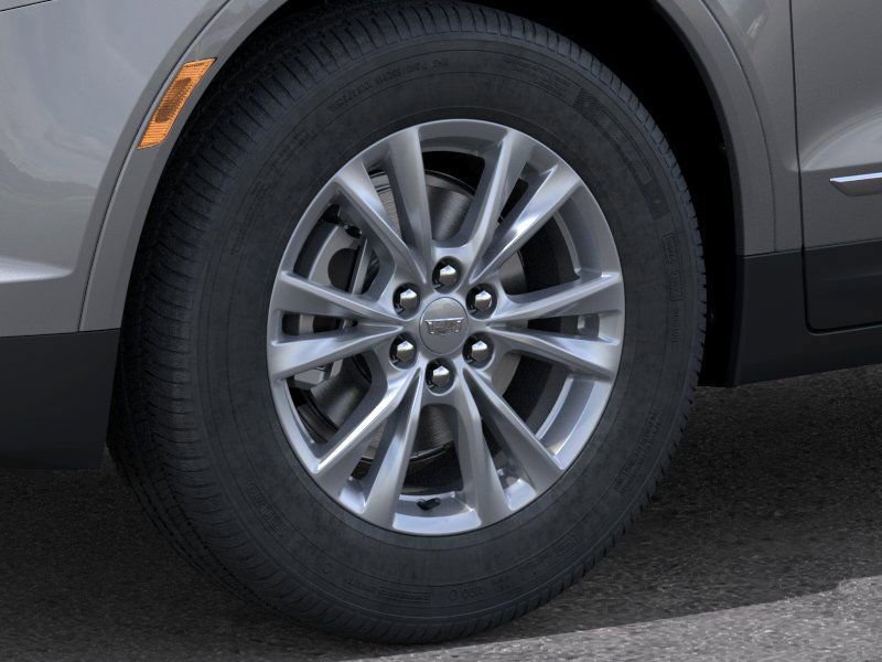 New 2025 Cadillac XT5 Luxury FWD image 9