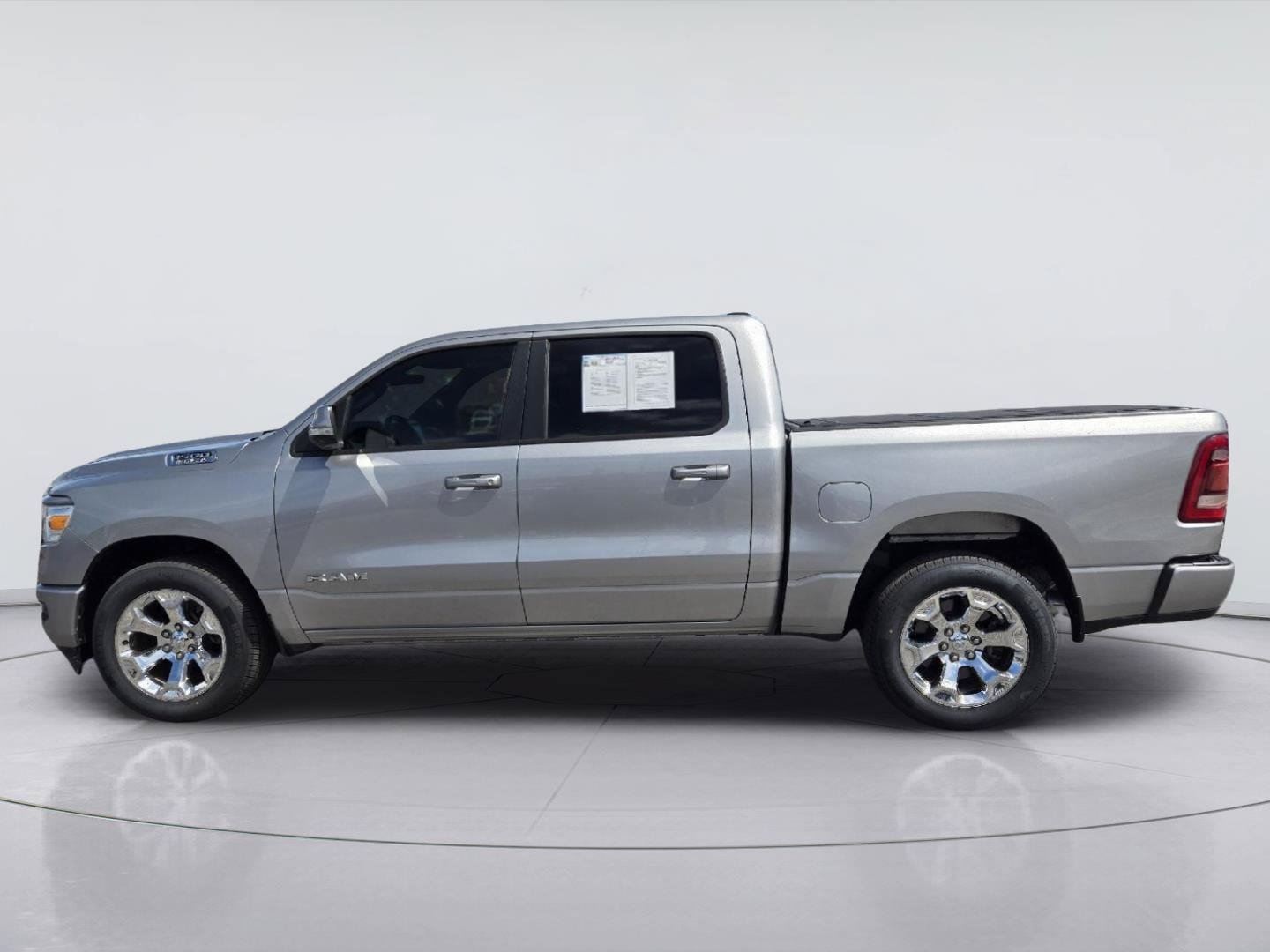 Used 2020 RAM 1500 Lone Star RWD image 4
