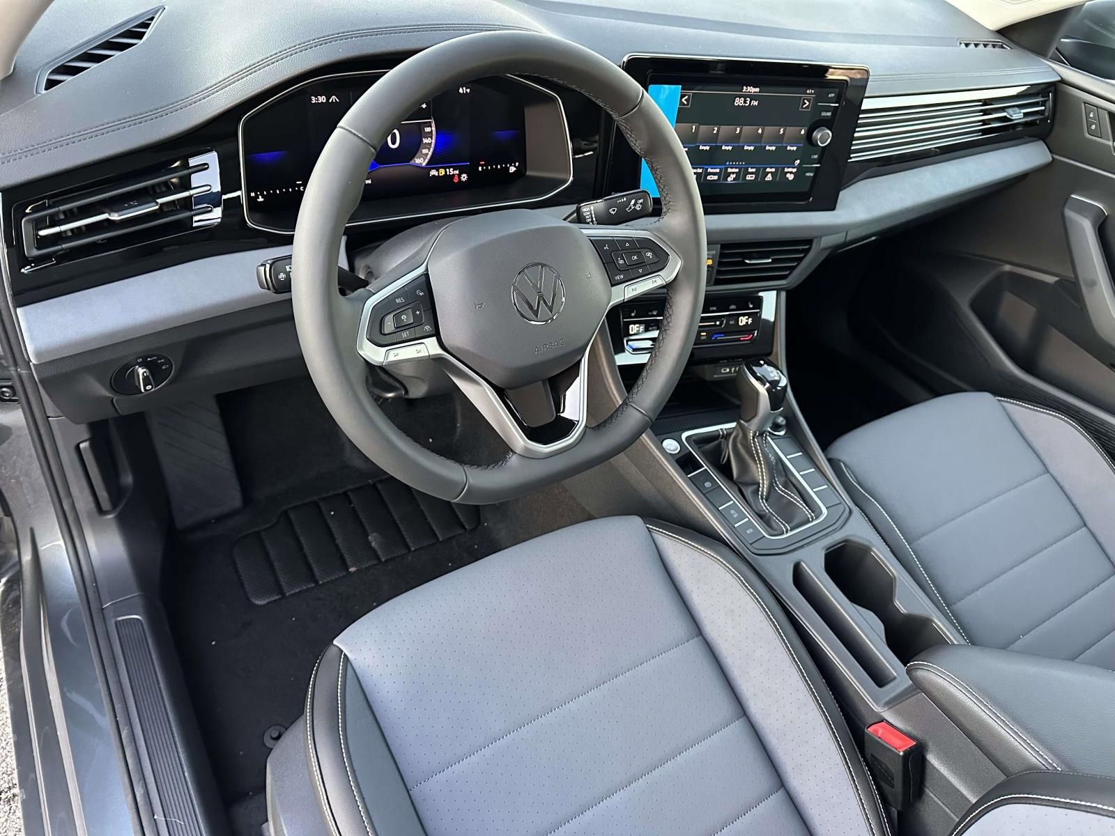 New 2026 Volkswagen Jetta SE image 10