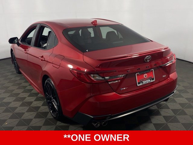 Used 2025 Toyota Camry SE FWD image 6