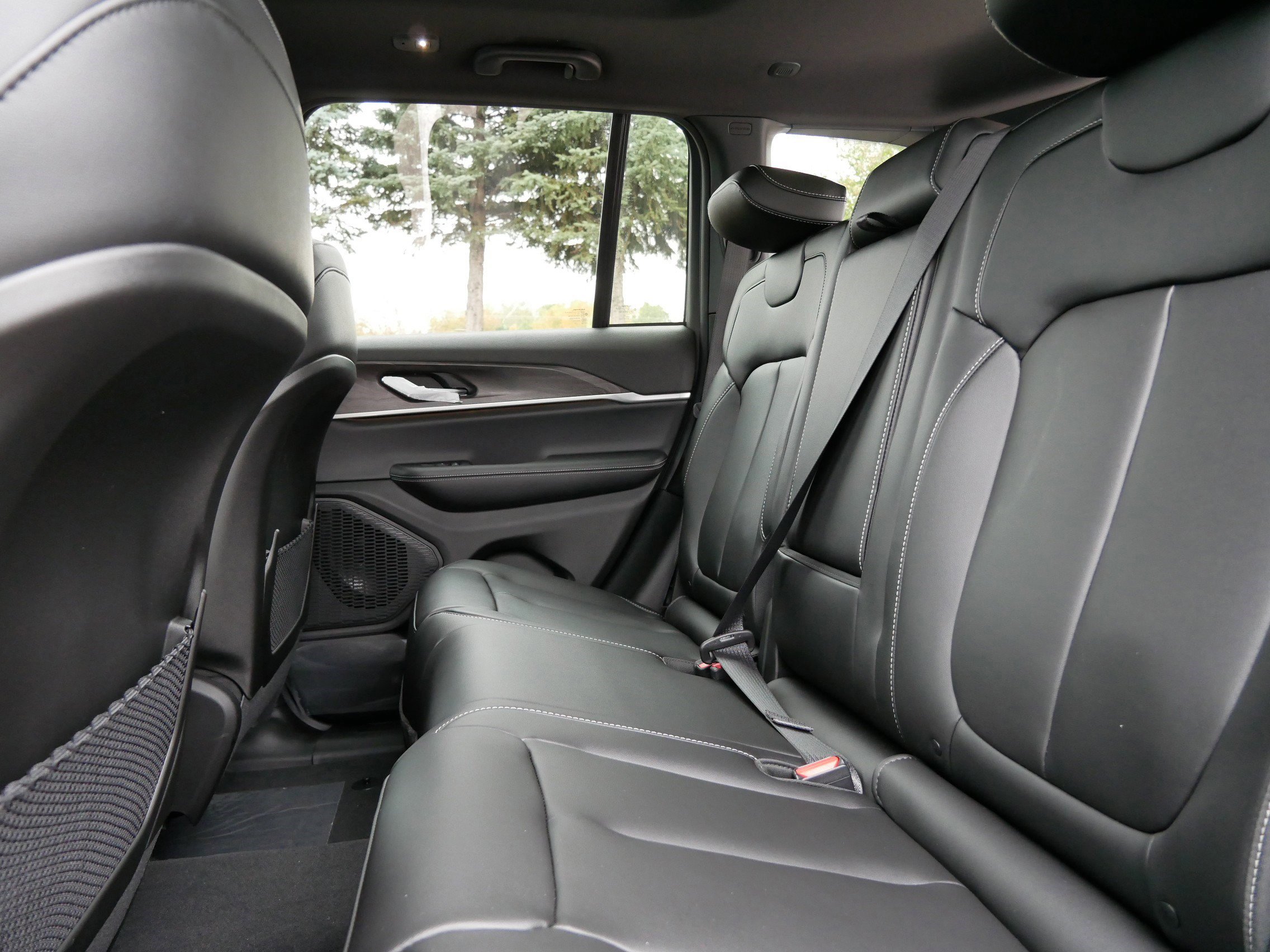 New 2025 Jeep Grand Cherokee Limited image 10