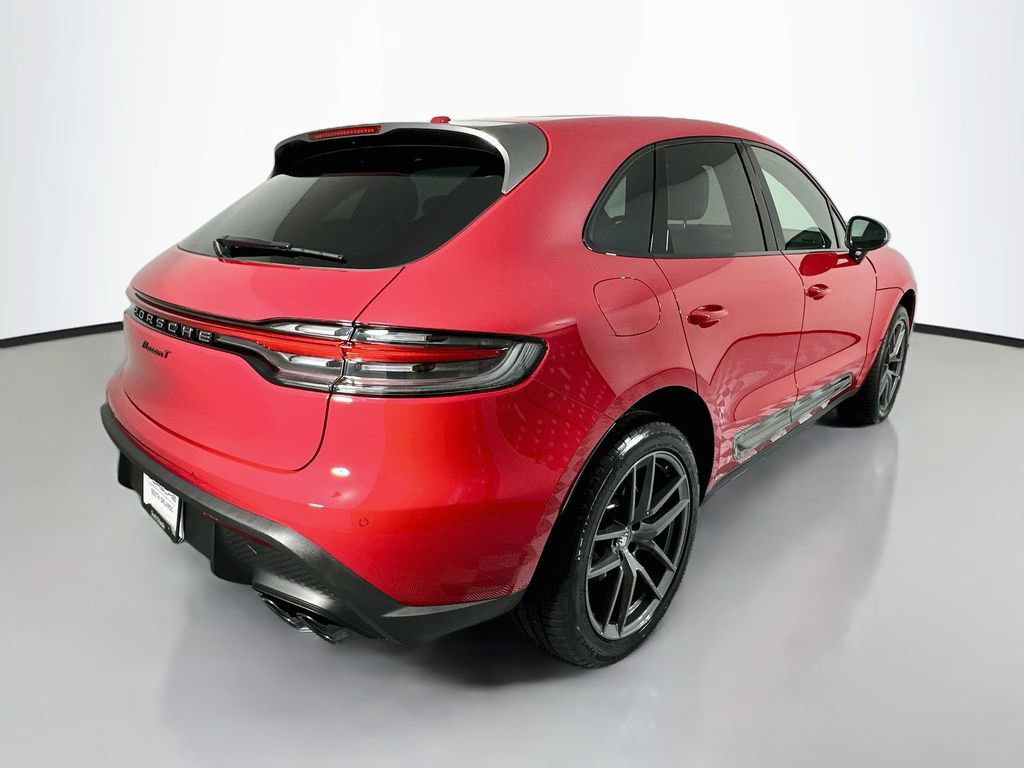 Certified 2026 Porsche Macan Turbo AWD/4WD image 9